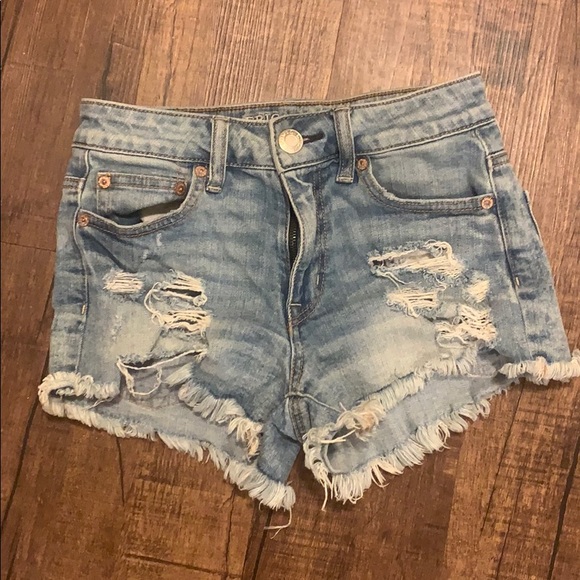 American Eagle Outfitters Pants - Hi rise shorts